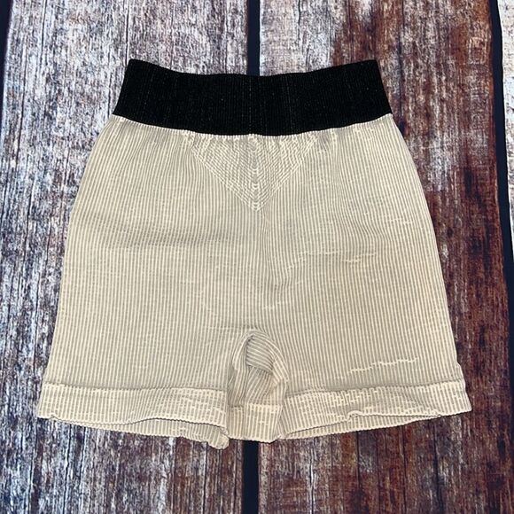 FREE People Movement Tan Prajna Shorts - Picture 3 of 5